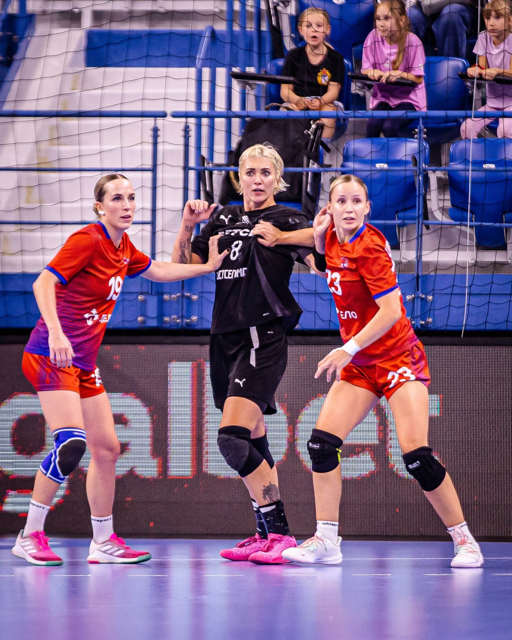 Восемь причин смотреть женский гандбол