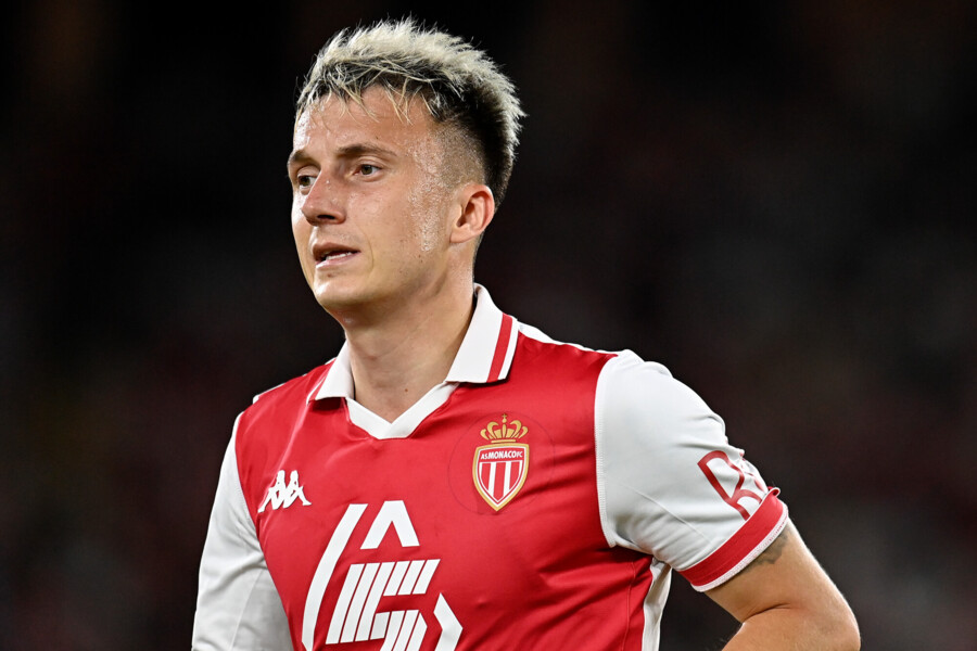 «Никто даже рядом не стоит». Бубнов назвал лучшего футболиста России 2024 года «Никто даже рядом не стоит». Бубнов назвал лучшего футболиста России 2024 года