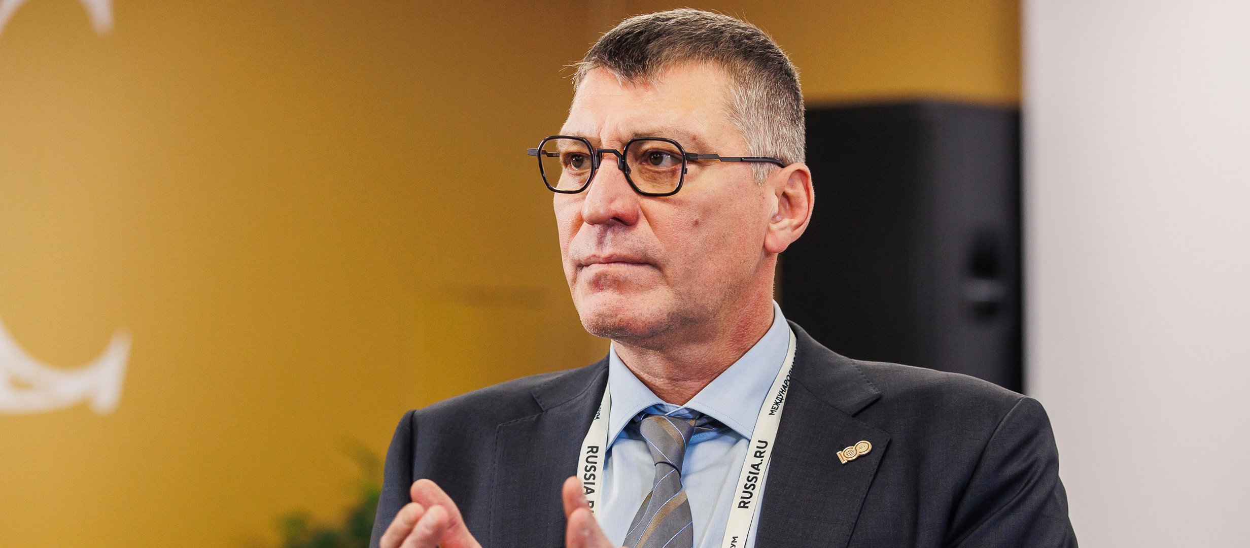 Александр Яременко: «Возможно, уже в следующем году российский волейбол полностью перейдёт на импортозамещение» Александр Яременко: «Возможно, уже в следующем году российский волейбол полностью перейдёт на импортозамещение»