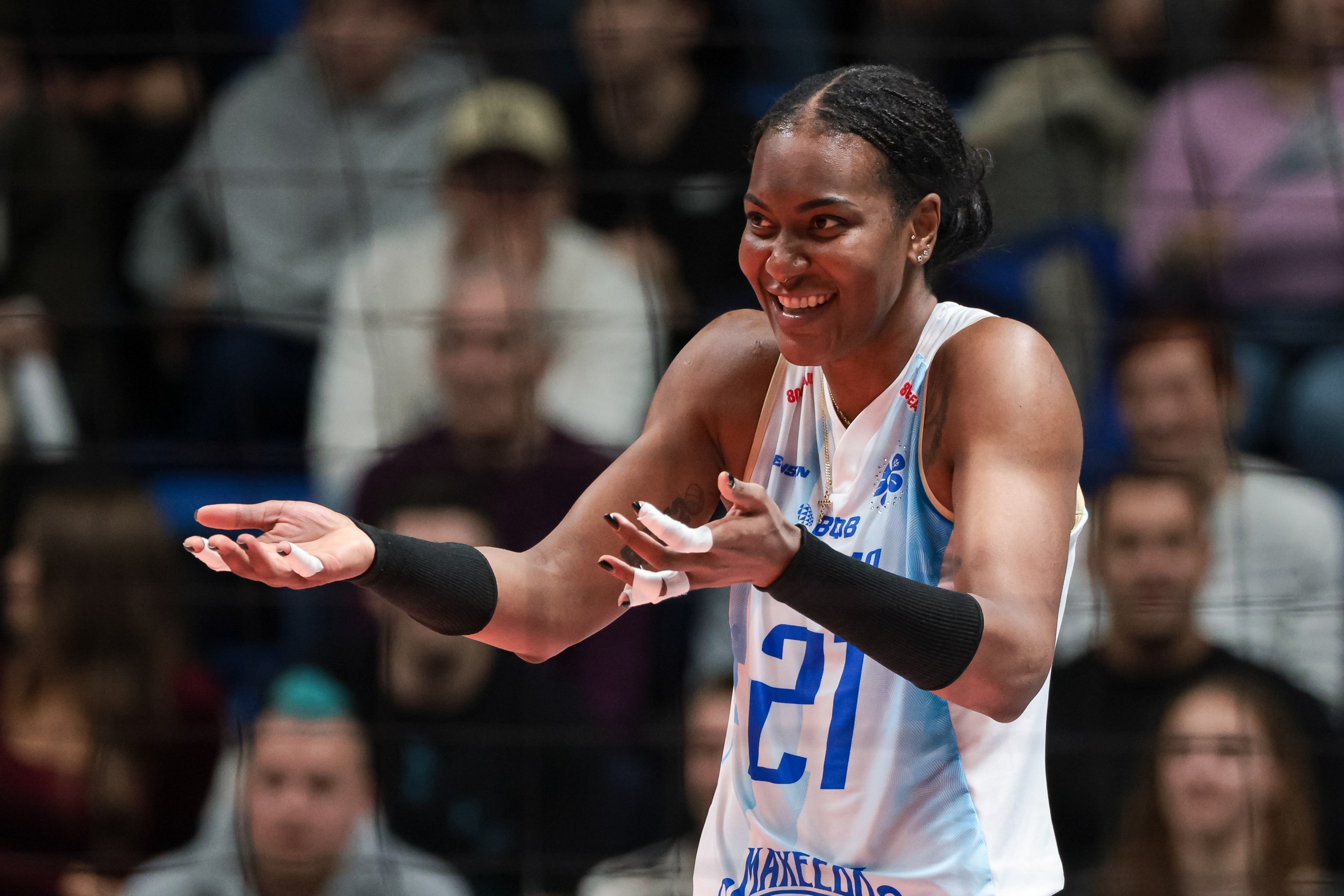 Калининград отыгрался с 0-2 в финале! Впереди — решающий матч за титул Калининград отыгрался с 0-2 в финале! Впереди — решающий матч за титул