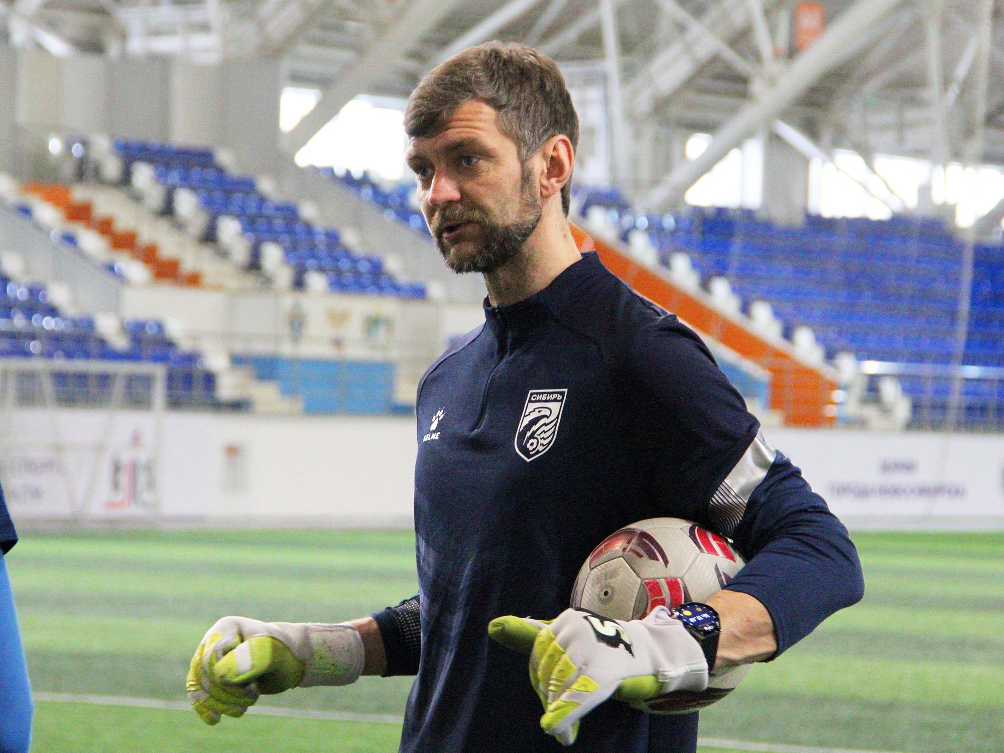 «Сибирь» обновила тренерский штаб, но и про игроков не забыла «Сибирь» обновила тренерский штаб, но и про игроков не забыла