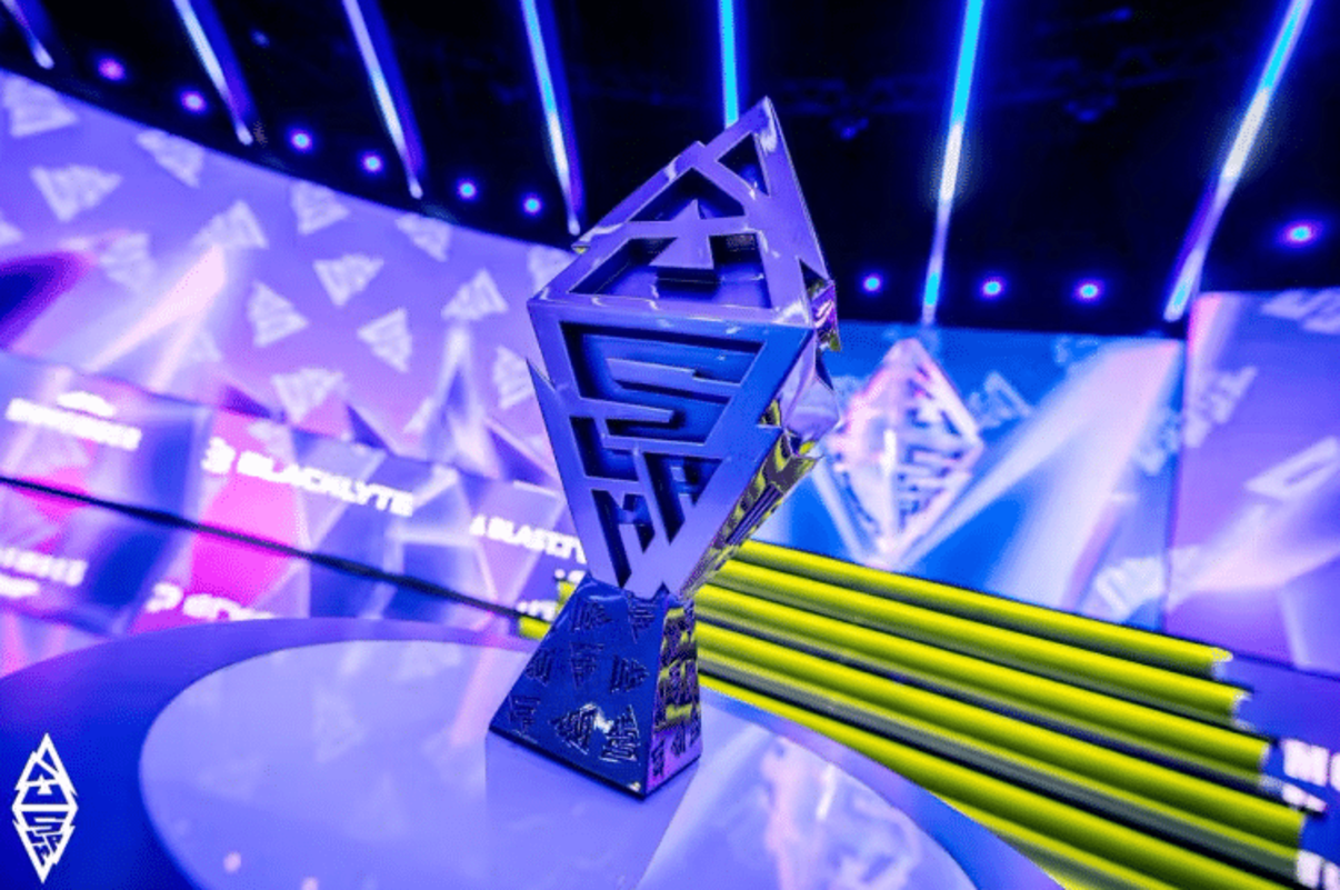 Nix считает турниры по Dota 2 зрелищнее чемпионатов по LoL