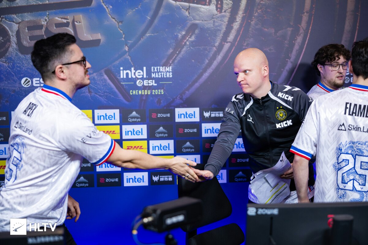 XTQZZZ объяснил, как паузы влияют на форму Team Vitality по CS2