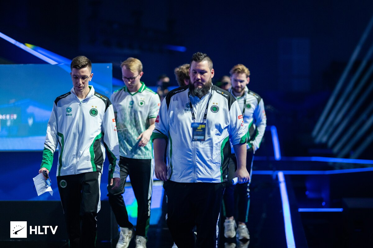 zonic из Team Falcons по Counter-Strike 2 оценил VRS