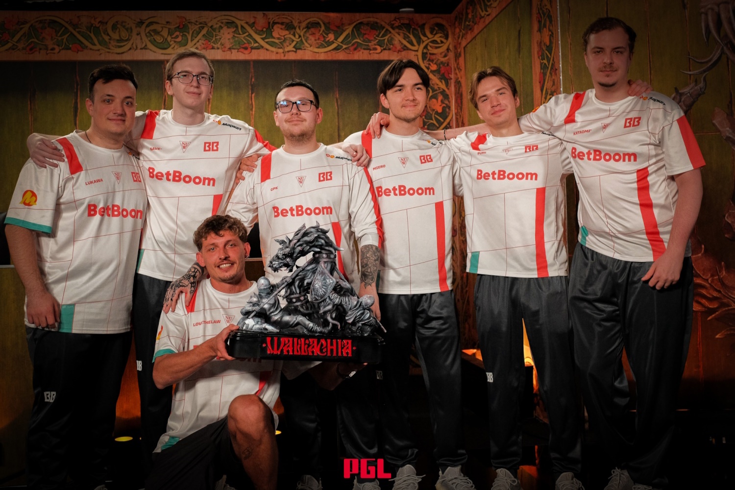 Kataomi восхитился хаосом kiyotaka в составе BetBoom Team