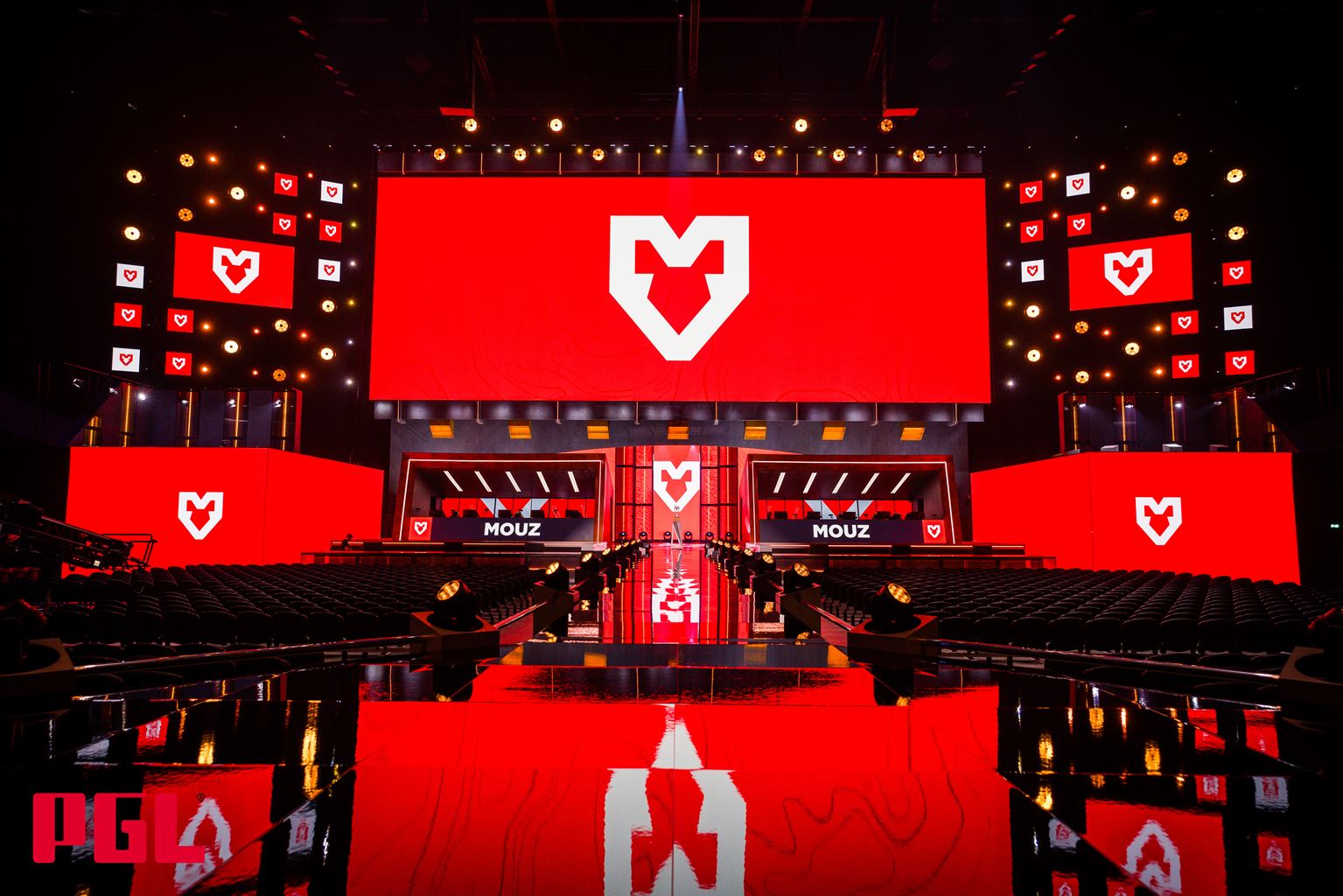 Sycrone высказался о подготовке MOUZ к матчу с FaZe Clan по CS2