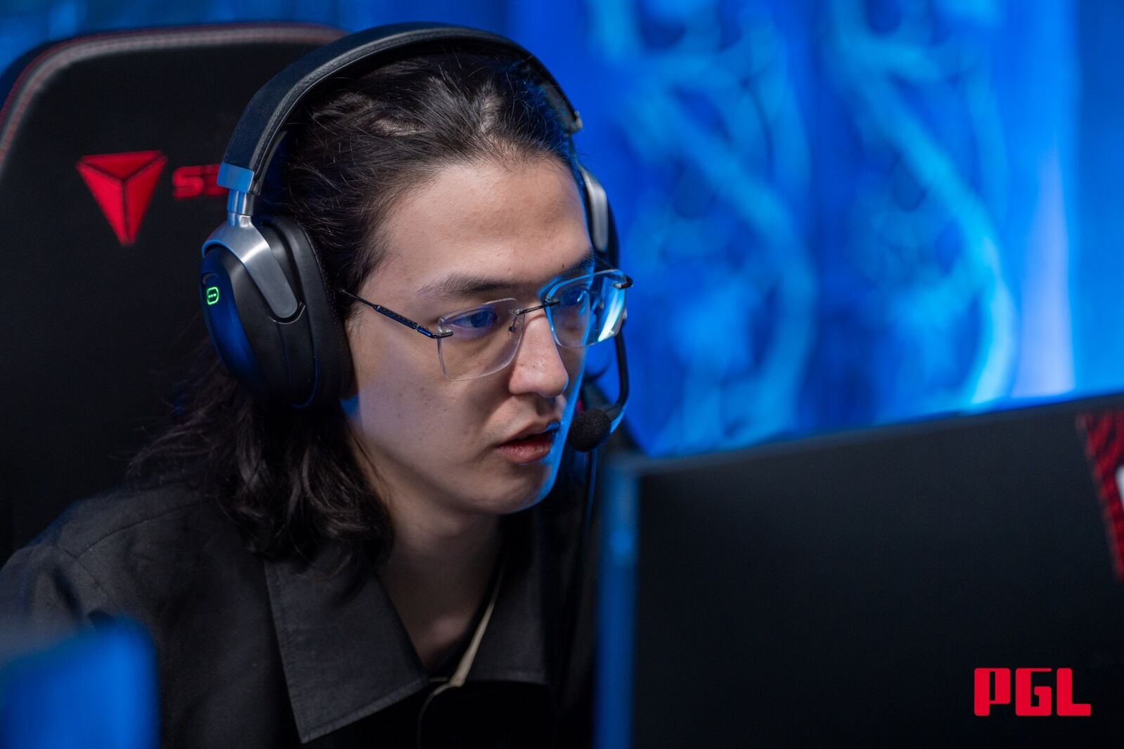 Watson похвалил Saksa за шикарную ауру и вклад в победы по Dota 2