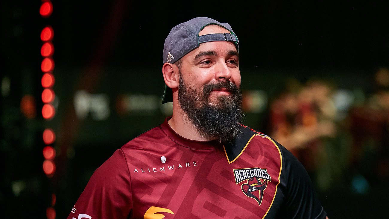 Про-игроки Counter-Strike 2 высоко оценили выступление NiKo из Team Falcons на мейджоре