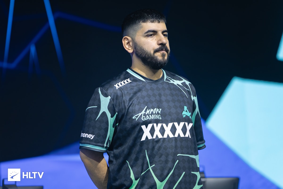 MAJ3R объяснил неудачу jottAAA в Aurora Gaming по CS2