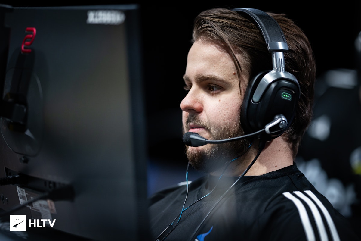 Passion UA обошла NAVI в переговорах по трансферу игрока Senzu