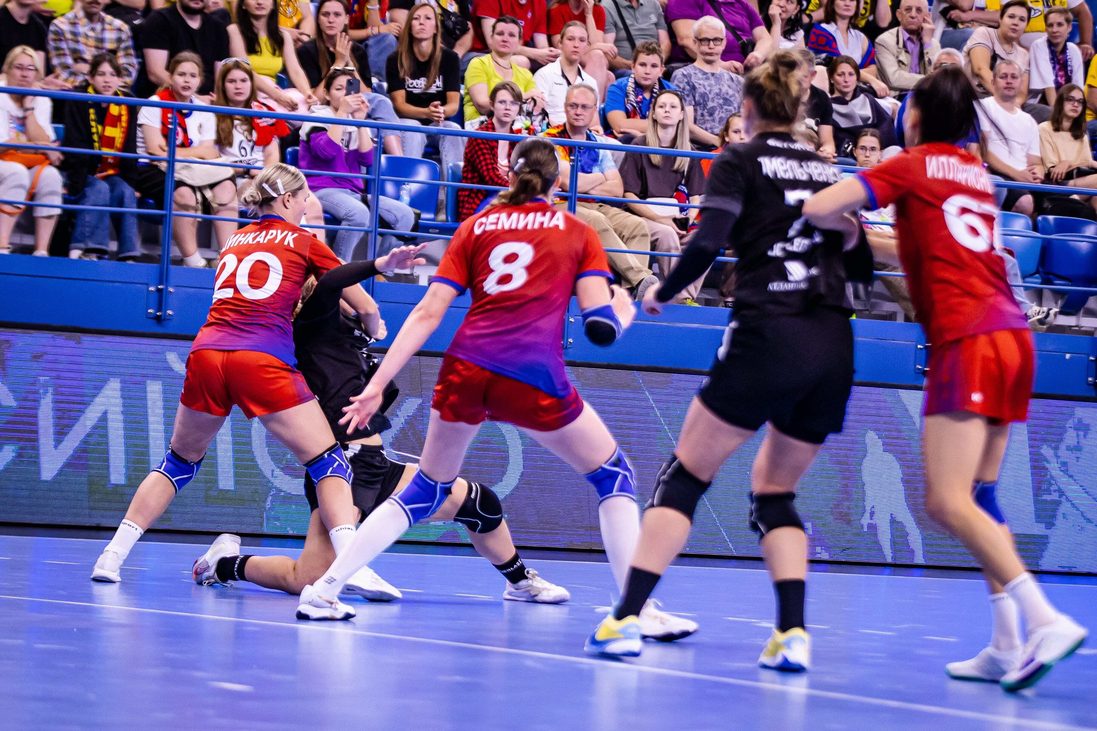 Восемь причин смотреть женский гандбол