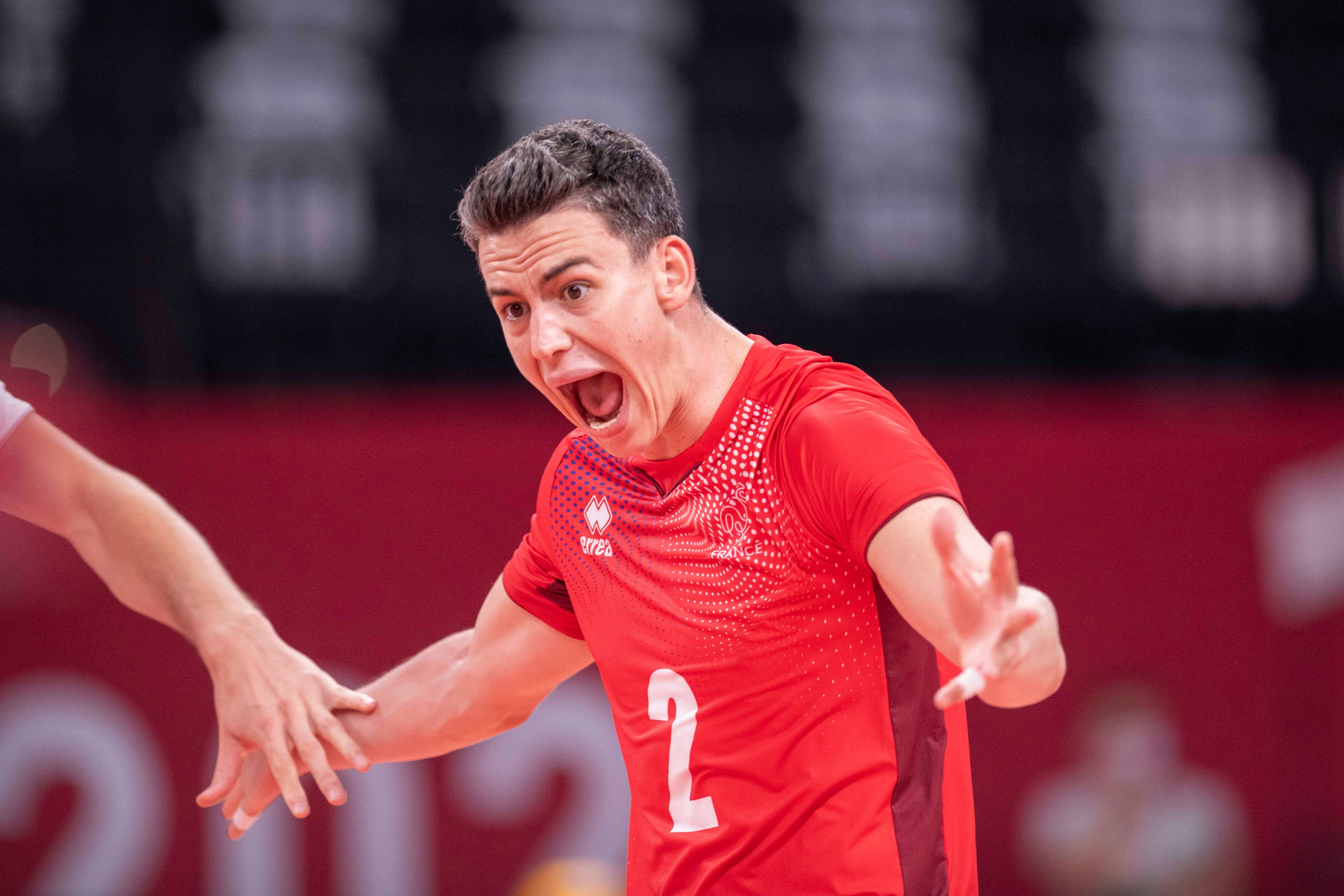 Женя Гребенников: «После завершения карьеры планирую стать агентом»